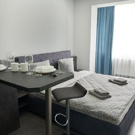Luxury Central Apartment Użhorod Zewnętrze zdjęcie
